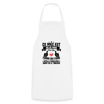 Mec deja pris cadeau homme amour femme - Tablier de cuisine - blanc - Devant - AI Model Male 185 dark (185cm)