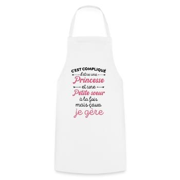 Petite Sœur Et Princesse Cadeau Drôle Pour Sœur - Tablier de cuisine - blanc - Devant - AI Model Male 185 dark (185cm)
