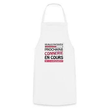 Veuillez Patienter Prochaine connerie en cours - Tablier de cuisine - blanc - Devant - AI Model Male 185 dark (185cm)