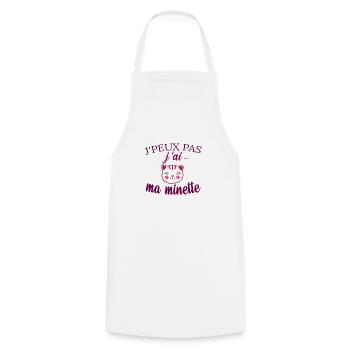 tee shirt j peux pas j ai ma minette chat mignon - Tablier de cuisine - blanc - Devant - AI Model Male 185 dark (185cm)