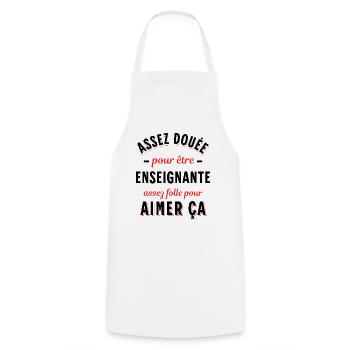 Enseignante Cadeau Professeure Citation Rigolo - Tablier de cuisine - blanc - Devant - AI Model Male 185 dark (185cm)