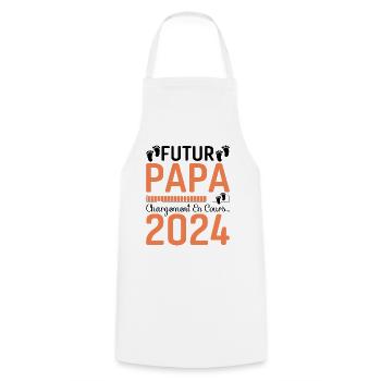Futur Papa 2024 Père Idée Cadeau Fête Des Pères - Tablier de cuisine - blanc - Devant - AI Model Male 185 dark (185cm)