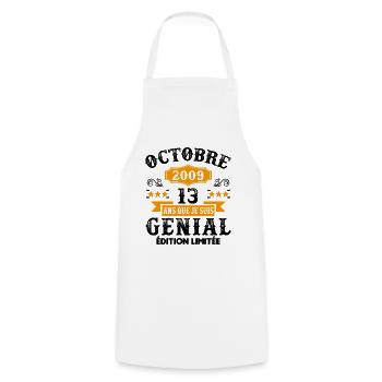 13 Ans Anniversaire Vintage En Octobre 2009 - Tablier de cuisine - blanc - Devant - AI Model Male 185 dark (185cm)