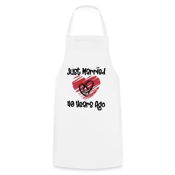 Je viens de me marier il y a 40 ans 40e anniversaire de mariage - Tablier de cuisine - blanc - Devant - AI Model Male 185 dark (185cm)