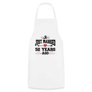 Je viens de me marier il y a 50 ans 50e anniversaire de mariage - Tablier de cuisine - blanc - Devant - AI Model Male 185 dark (185cm)