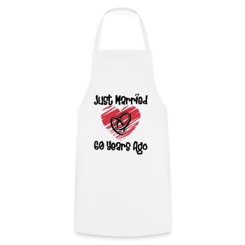 Je viens de me marier il y a 60 ans 60e anniversaire de mariage - Tablier de cuisine - blanc - Devant - AI Model Male 185 dark (185cm)