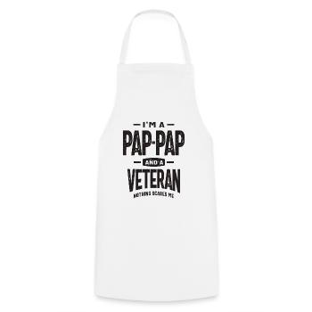 Pap-Pap-Veteran - Furchtloser Vater und Opa - Kochschürze - Weiß - Vorne - AI Model Male 185 dark (185cm)