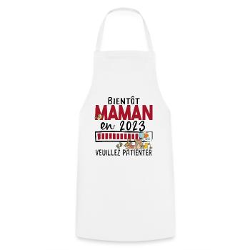 Maman 2023 Mère Bébé Naissance Cadeau Grossesse - Tablier de cuisine - blanc - Devant - AI Model Male 185 dark (185cm)