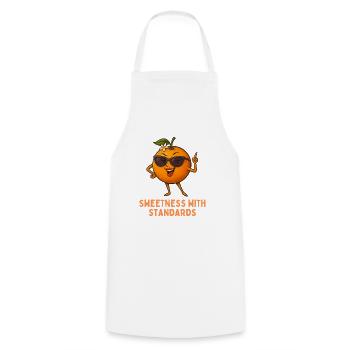 Orangencharme mit Standards - Kochschürze - Weiß - Vorne - AI Model Male 185 dark (185cm)