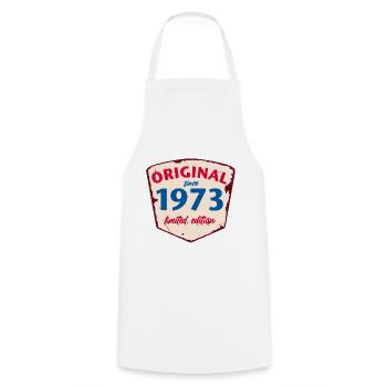 1973 Blechschild - limeted edition - Vintage - Kochschürze - Weiß - Vorne - AI Model Male 185 dark (185cm)