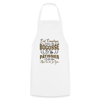 c'est compliqué d'être un Bogosse et un Pâtissier. - Tablier de cuisine - blanc - Devant - AI Model Male 185 dark (185cm)