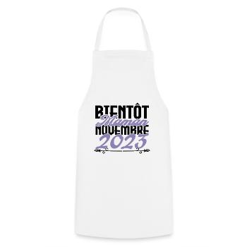 Annonce grossesse. bientôt Maman Novembre 2023.mam - Tablier de cuisine - blanc - Devant - AI Model Male 185 dark (185cm)