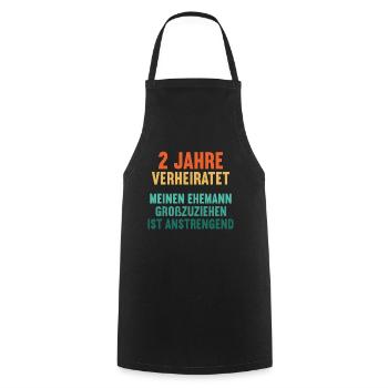 2 Jahre verheiratet lustig 2. Hochzeitstag - Kochschürze - Schwarz - Vorne - AI Model Male 185 dark (185cm)