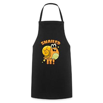 Schnecken Wortwitz - Kochschürze - Schwarz - Vorne - AI Model Male 185 dark (185cm)