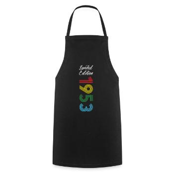 Édition limitée 1953 - Tablier de cuisine - noir - Devant - AI Model Male 185 dark (185cm)