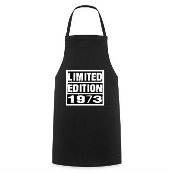 Edition Limitée 1973 Anniversaire 1973 Vintage Rétro - Tablier de cuisine - noir - Devant - AI Model Male 185 dark (185cm)