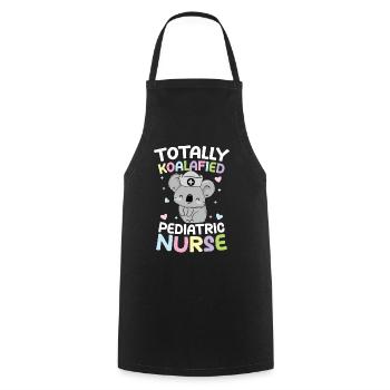 Totally Koalafied Pediatric Nurse - Kochschürze - Schwarz - Vorne - AI Model Male 185 dark (185cm)