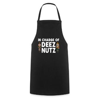 Nussknacker – In Charge Of Deez Nuts - Kochschürze - Schwarz - Vorne - AI Model Male 185 dark (185cm)