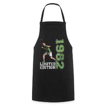 Édition limitée 1982 Édition limitée Tennis - Tablier de cuisine - noir - Devant - AI Model Male 185 dark (185cm)