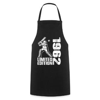 Édition limitée 1962 Cricket en édition limitée - Tablier de cuisine - noir - Devant - AI Model Male 185 dark (185cm)