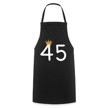 Numéro royal 45 avec couronne en or - Tablier de cuisine - noir - Devant - AI Model Male 185 dark (185cm)