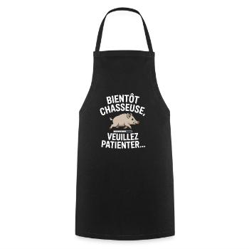 Bientôt chasseuse veuillez patienter - Tablier de cuisine - noir - Devant - AI Model Male 185 dark (185cm)