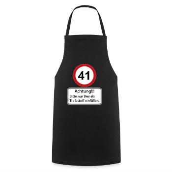 41 Achtung nur Bier als Treibstoff einfüllen - Kochschürze - Schwarz - Vorne - AI Model Male 185 dark (185cm)