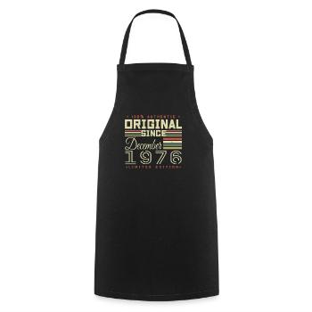 Les légendes sont nées en décembre 1976 - Tablier de cuisine - noir - Devant - AI Model Male 185 dark (185cm)