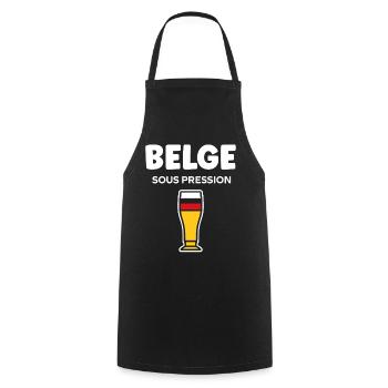 Belge Sous Pression Verre Bière - Tablier de cuisine - noir - Devant - AI Model Male 185 dark (185cm)
