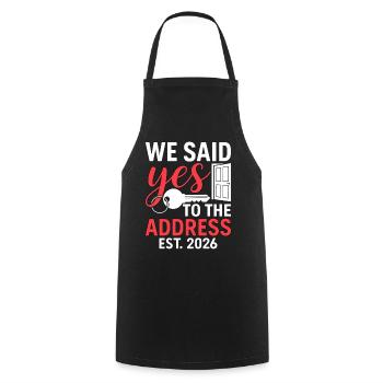 We Said Yes to The Address 2026 - Tablier de cuisine - noir - Devant - AI Model Male 185 dark (185cm)