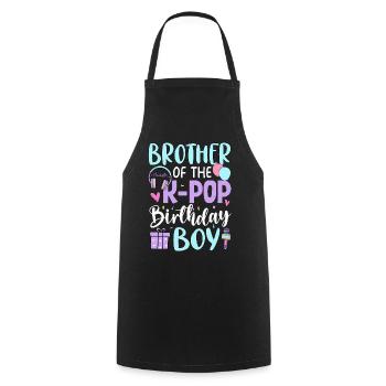 Frère du garçon anniversaire K-Pop - Tablier de cuisine - noir - Devant - AI Model Male 185 dark (185cm)