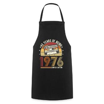 Né en 1976 45e anniversaire rétro - Tablier de cuisine - noir - Devant - AI Model Male 185 dark (185cm)