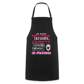 Motarde, Tatouée, Chiante, Grande Gueule, un peu c - Tablier de cuisine - noir - Devant - AI Model Male 185 dark (185cm)