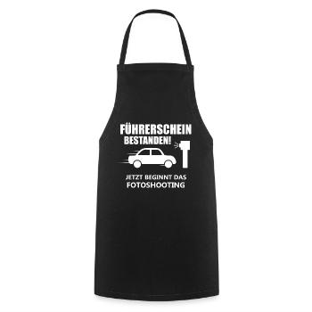 Führerschein bestanden Spruch Geschenk - Kochschürze - Schwarz - Vorne - AI Model Male 185 dark (185cm)