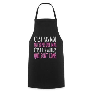 C'est pas moi qui explique mal humour femme cadeau - Tablier de cuisine - noir - Devant - AI Model Male 185 dark (185cm)