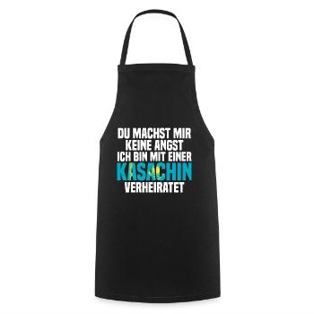 Du machst mir Keine Angst ich bin mit einer Kasach - Kochschürze - Schwarz - Vorne - AI Model Male 185 dark (185cm)
