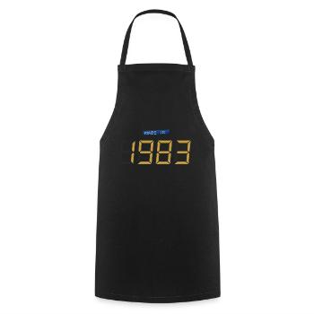 Made in 1983 - Tablier de cuisine - noir - Devant - AI Model Male 185 dark (185cm)