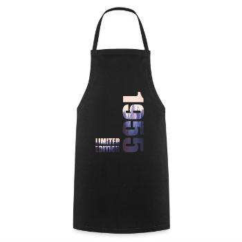 1955. Idée d’anniversaire de t-shirt en édition limitée - Tablier de cuisine - noir - Devant - AI Model Male 185 dark (185cm)