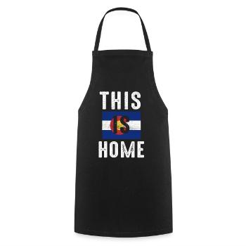 Map America US State Flag This Home Colorado - Kochschürze - Schwarz - Vorne - AI Model Male 185 dark (185cm)