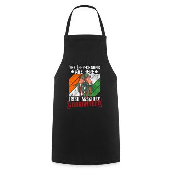 Irland Irisch Kobold St Patricks Day Lustig - Kochschürze - Schwarz - Vorne - AI Model Male 185 dark (185cm)