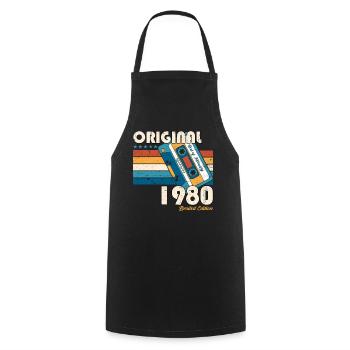 43e anniversaire cassette février Né en 1980 - Tablier de cuisine - noir - Devant - AI Model Male 185 dark (185cm)