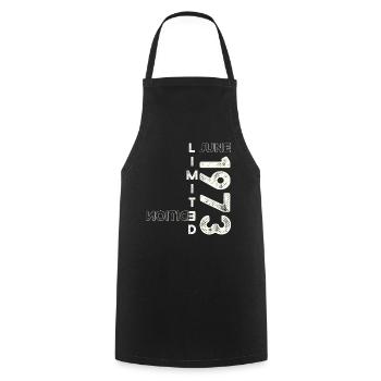 50th Birthday Man Original Juin Millésime 1973 - Tablier de cuisine - noir - Devant - AI Model Male 185 dark (185cm)