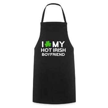 I Love My Hot Irish Boyfriend - Kochschürze - Schwarz - Vorne - AI Model Male 185 dark (185cm)