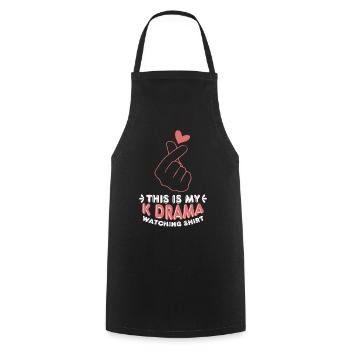 K Drama Watching Herzhand - Kochschürze - Schwarz - Vorne - AI Model Male 185 dark (185cm)
