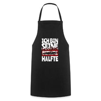 Ich bin seine Besoffene Hälfte Paarshirt Paardesig - Kochschürze - Schwarz - Vorne - AI Model Male 185 dark (185cm)