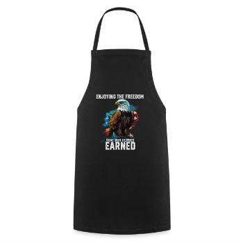 Profiter de la liberté que nos héros ont gagnée - Tablier de cuisine - noir - Devant - AI Model Male 185 dark (185cm)