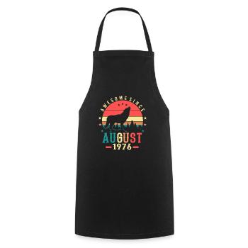 August 1976 Geschenkidee - Kochschürze - Schwarz - Vorne - AI Model Male 185 dark (185cm)