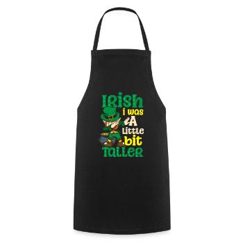 Drôle de St Patricks Day Iris était plus grande - Tablier de cuisine - noir - Devant - AI Model Male 185 dark (185cm)
