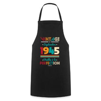 Anniversaire 80 ans - Vintage - Septembre 1945 - Tablier de cuisine - noir - Devant - AI Model Male 185 dark (185cm)