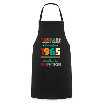 Anniversaire 60 ans - Vintage - Novembre 1965 - Tablier de cuisine - noir - Devant - AI Model Male 185 dark (185cm)